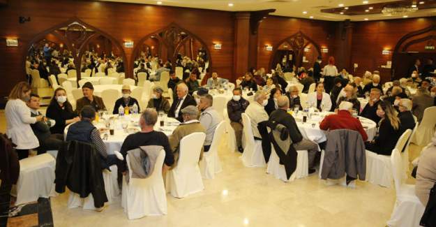 Büyükşehir Belediyesi Yaşlılar Haftası’nı kutladı