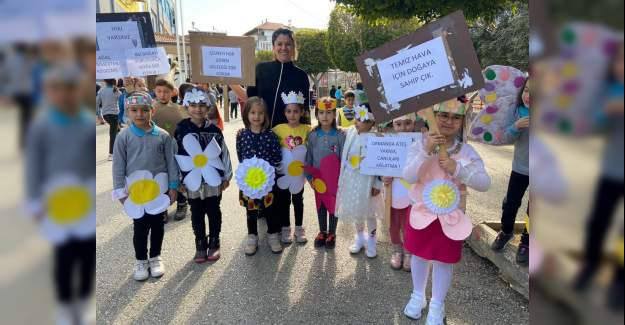Orman Haftasında Çevre Yürüyüşü Yaptılar