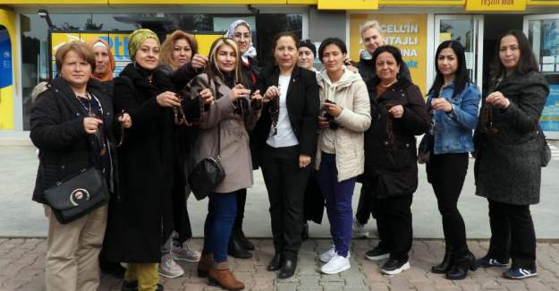 Tekvandocu Ev Hanımlarından Saç Bağışı