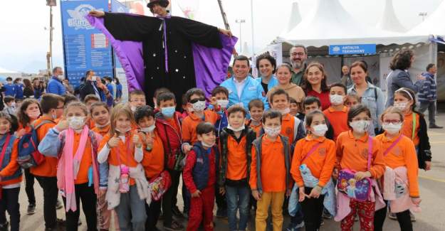 Antalya’da BilimFest Rüzgarı Esti