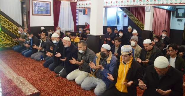 Aşağıoba Cami'nde Sabah Namazı Buluşması Düzenlendi