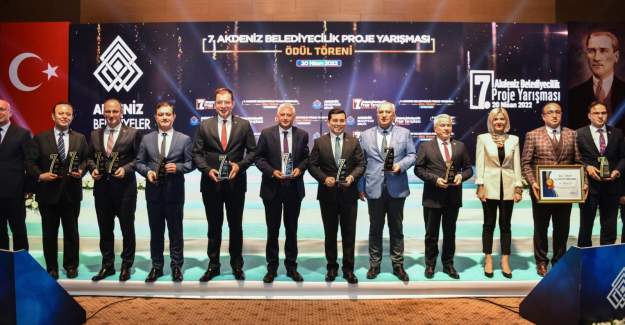 Belediyelerin ‘EN’ leri Ödüllendirildi