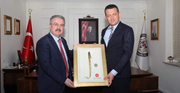 Cumhurbaşkanlığı Bilim Teknoloji ve Yenilik Politikaları Kurul Üyesi Dr Osman Coşkun Kaymakam Ürkmezer'i Ziyaret Etti