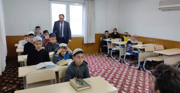 Müftü İlhan'dan Kur'an Kursu Öğrencilerine Ziyaret