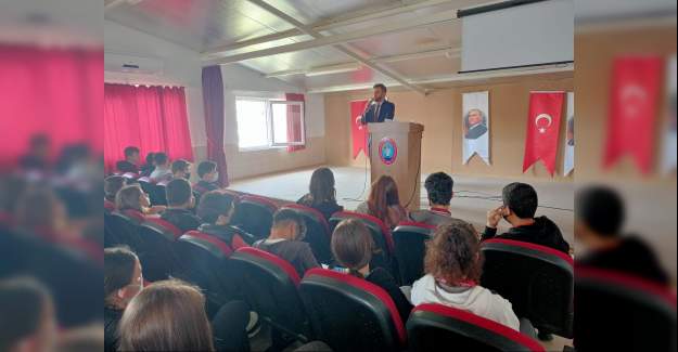 Şube Müdürü Arslan Öğrencilerle Bir Araya Geldi