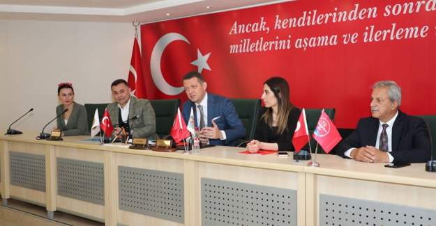 Yabancı Dernek Başkanları Bilgilendirme Toplantısı Yapıldı
