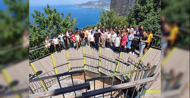 Alanya Müftülüğü Gençlik Koordinatörlüğü Gazipaşalı Öğrencileri Ağırladı