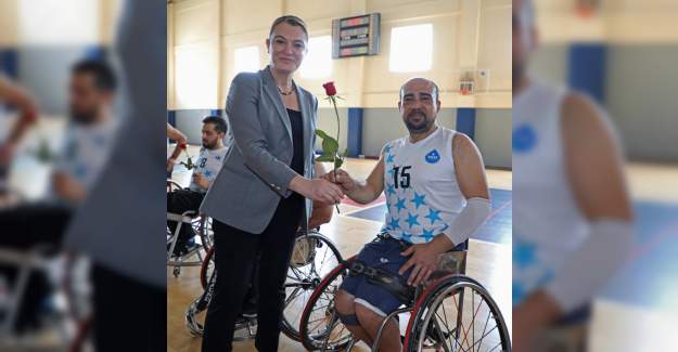Genel Sekreter Tuncer ASAT Tekerlekli Basketbol Maçını İzledi