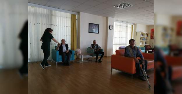 Huzurevi Koordinatörü Gönül Köprüleri Kuruyor