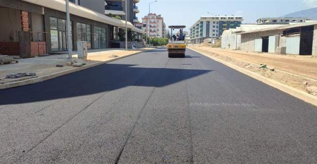 Sıcak Asfalt Çalışması Kargıcak'ta Devam Ediyor