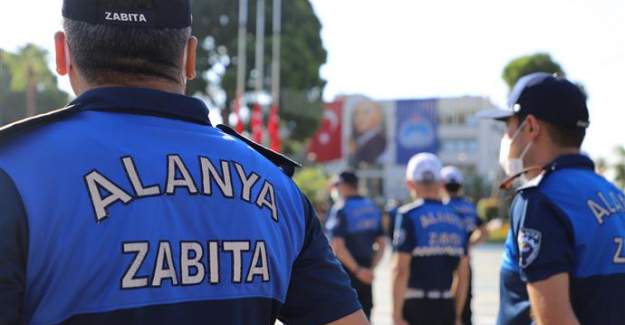 Alanya Belediye Zabıtası Dilencilere Göz Açtırmıyor