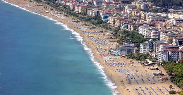 Turist Sayısı Bir Önceki Yılın Aynı Dönemine Göre %176 Arttı