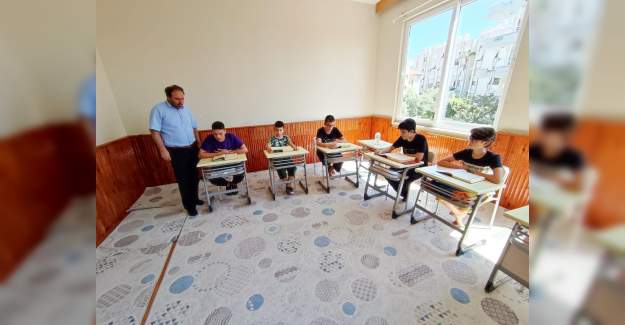 Yatılı Yaz Kur'an Kursu Eğitimleri Başladı