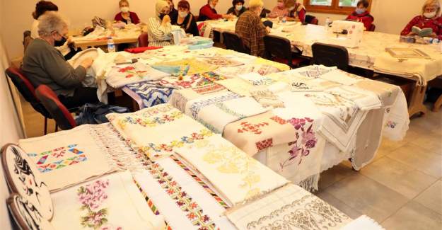 Alanya Belediyesi Yaz Dönemi El Sanatları Kursları Başladı