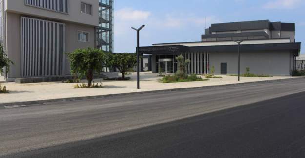 Gazipaşa Kültür Merkezi Yolu Sıcak Asfaltla Kaplandı