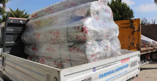 Büyükşehir'den Serikli Çiftçilere Sera Naylonu Desteği