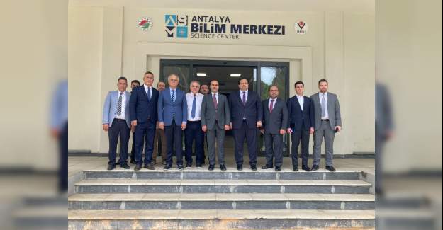 Sanayi ve Teknoloji Bakan Yardımcısı Kacır, Antalya Bilim Merkezi’nde