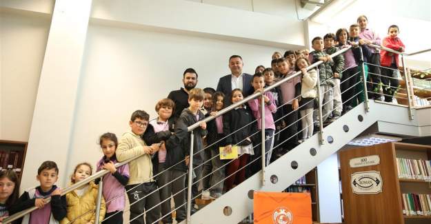 Kütüphane Haftası Renkli Etkinliklerle Başladı