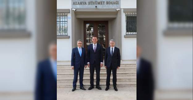 Antalya Cumhuriyet Başsavcısı ve Adalet Komisyonu Başkanı Kaymakam Ürkmezer'i Ziyaret Etti
