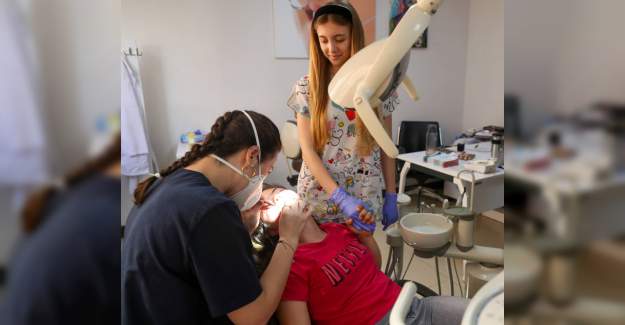 Büyükşehir'den Engelli Bireylere Ücretsiz Diş Tedavisi