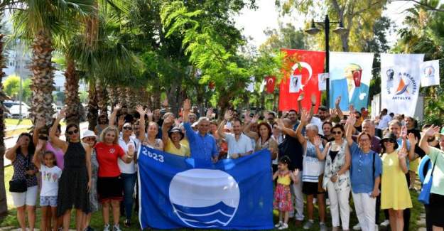 Muratpaşa’nın Plajları İçin Mavi Bayrak Töreni