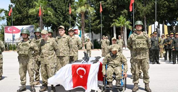 Antalya’ da Duygusal Anlar: “Bir Ömre Bedel Askerlik"