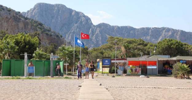 Büyükşehir'in 17 plajına Mavi Bayrak