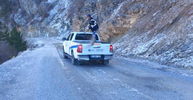 Büyükşehir Ekiplerinden Alanya Yollarında Çalışma