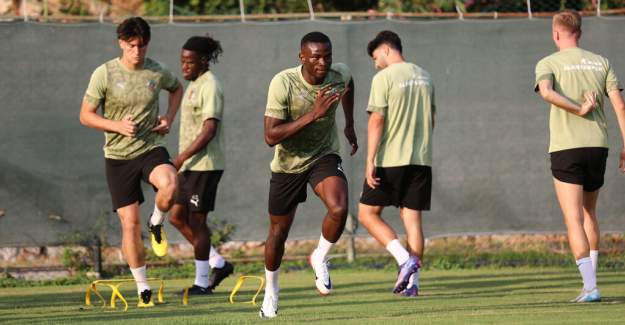 Alanyaspor, Fenerbahçe Maçı Hazırlıklarına Başladı
