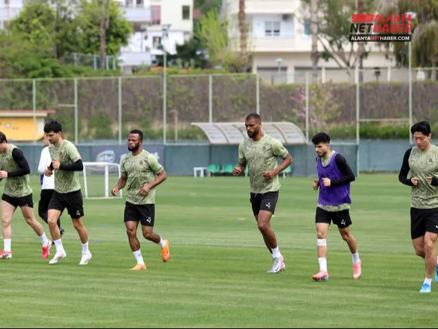Alanyaspor'un Kritik Samsunspor Mesaisi Yüksek Moralle Başladı