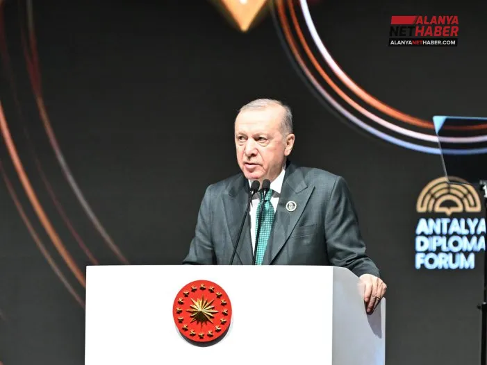 Antalya’da Diplomasi Devleri Buluştu