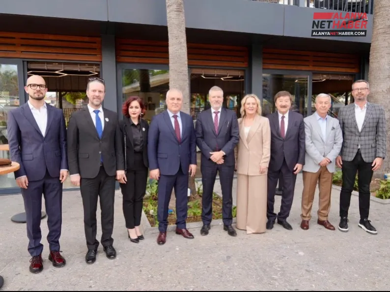 Büyükelçi Gaarder Alanya’da Belge Takdim Etti