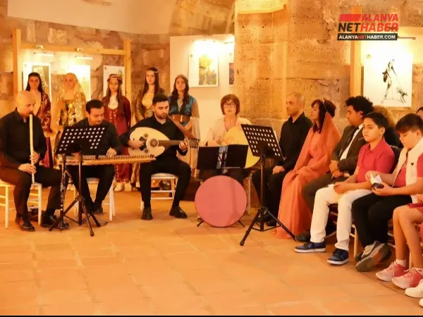 Kızılkule'nin İhtişamı Gençlerin Dilinden Yankılandı