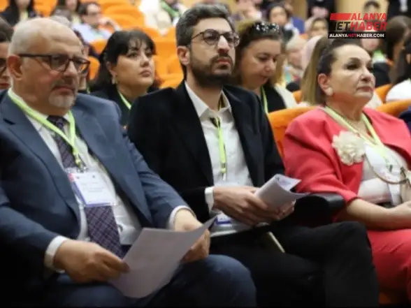 ألانيا قامت الجامعة بتوجيه رؤية العمارة العالمية