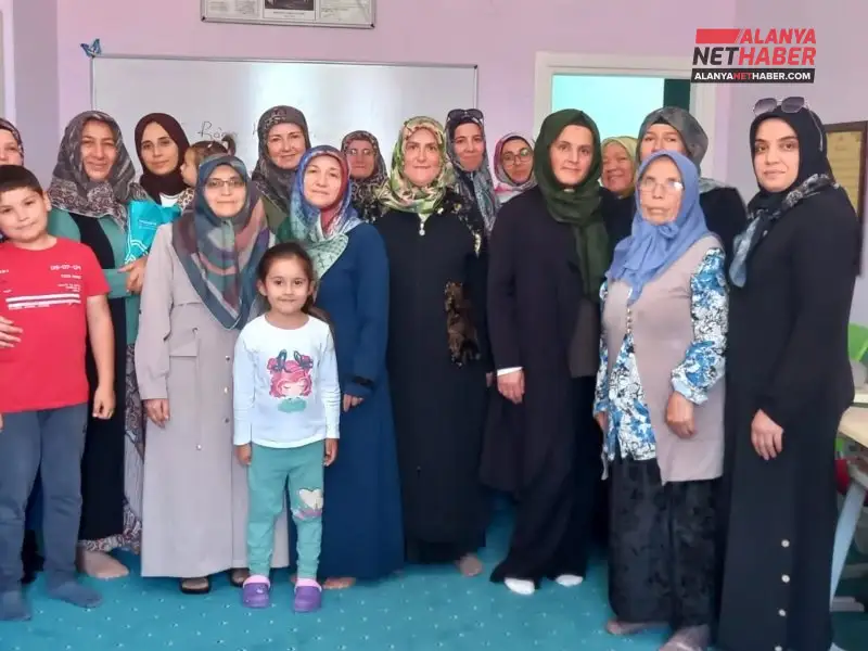 Alanya Velilerinin Gözü Evlatlarının Geleceğinde