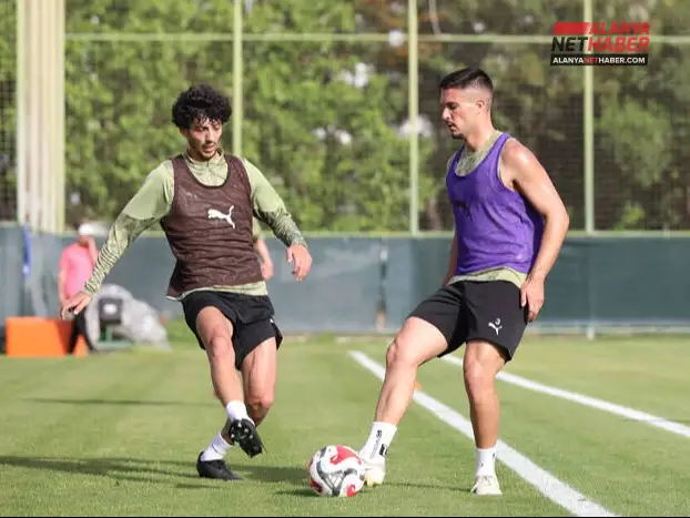 Alanyaspor Kritik Karagümrük Deplasmanı İçin Sahada
