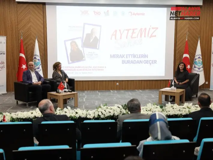 ALKÜ Öğrencilerine Dijital Çağda Aile Formülü