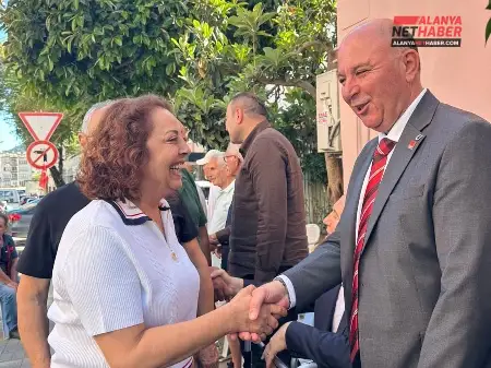 CHP Alanya Bayramda Kenetlendi
