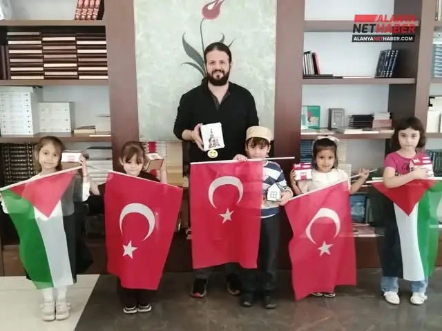 Minik Öğrencilerden Filistin’e Anlamlı Kurban Bağışı