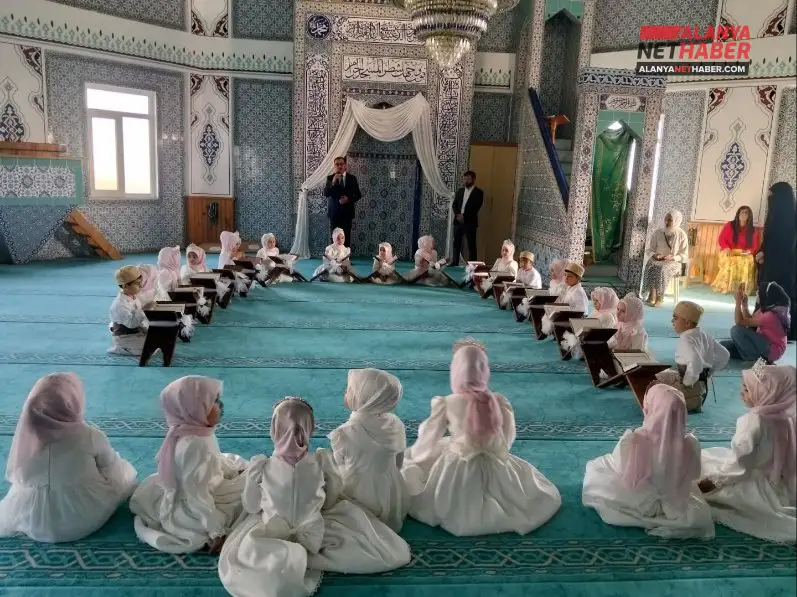 Müftü Seven Kur'an Bülbüllerinin Gurur Gününe Ortak Oldu