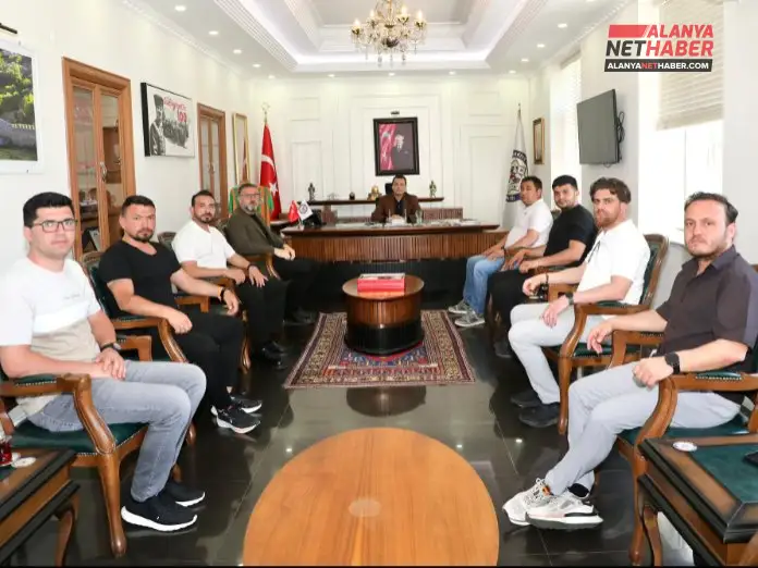 Sivas Şehit Ailelerinden Kaymakam Öztürk’e Teşekkür Ziyareti