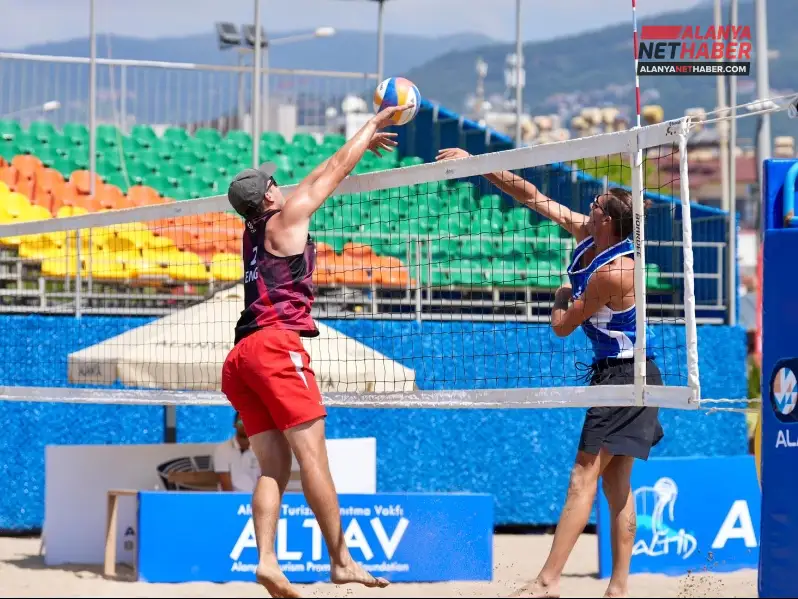 CEV Devleri Alanya Kumlarında Sahada