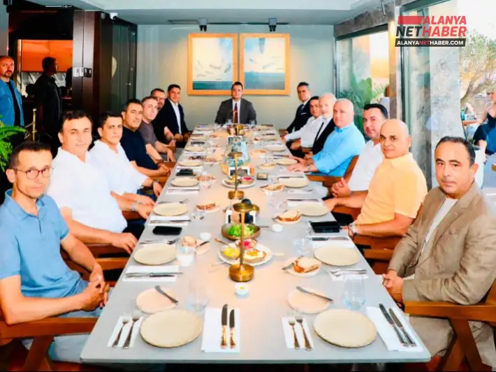 Sahil Güvenlik Komutanına Veda Yemeği