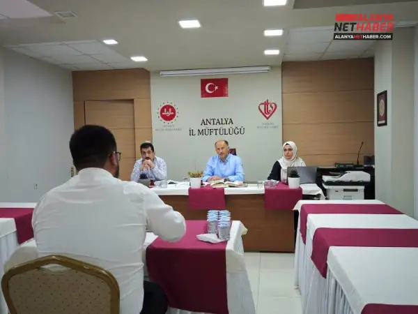 Antalya Hafızlarının Belge Heyecanında Mutlu Son
