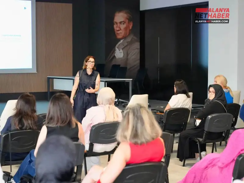 Minik Yüreklere Uzanan İletişimde Profesyonel Adım