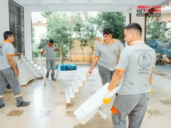Alanya Çarşısında Temizlik Seferberliği Başlatıldı