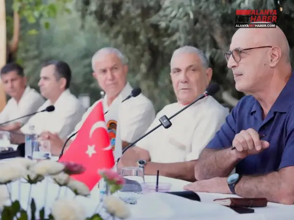 Cazın Büyülü Ritmi Alanya Semalarında Yükseliyor