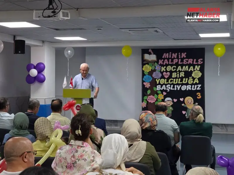 Minik Yürekler Kepez'de Dualarla Eğitime Başladı