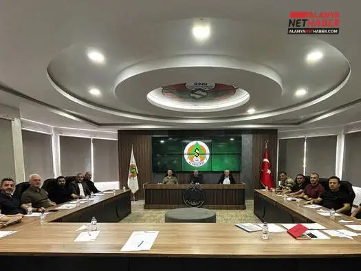 Alanya Tesislerde Kenetlendi Çavuşoğlu Çağrı Yaptı