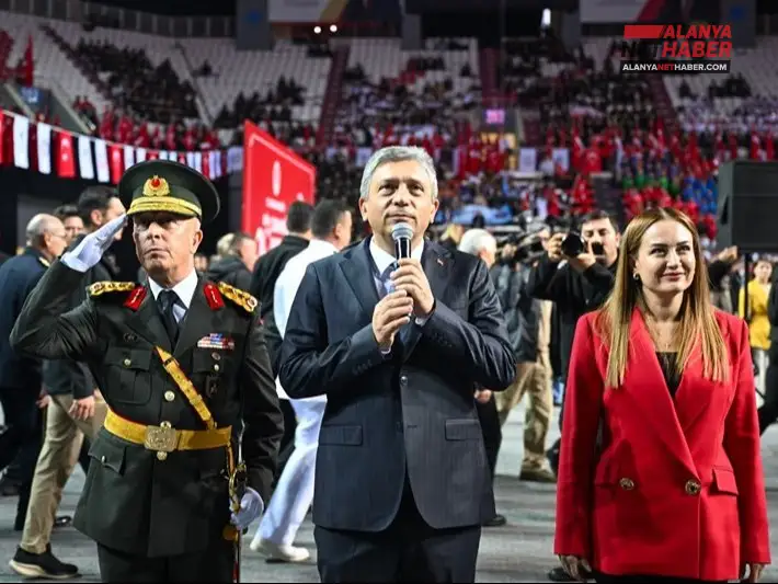 Antalya’da 29 Ekim Cumhuriyet Bayramı Coşkusu